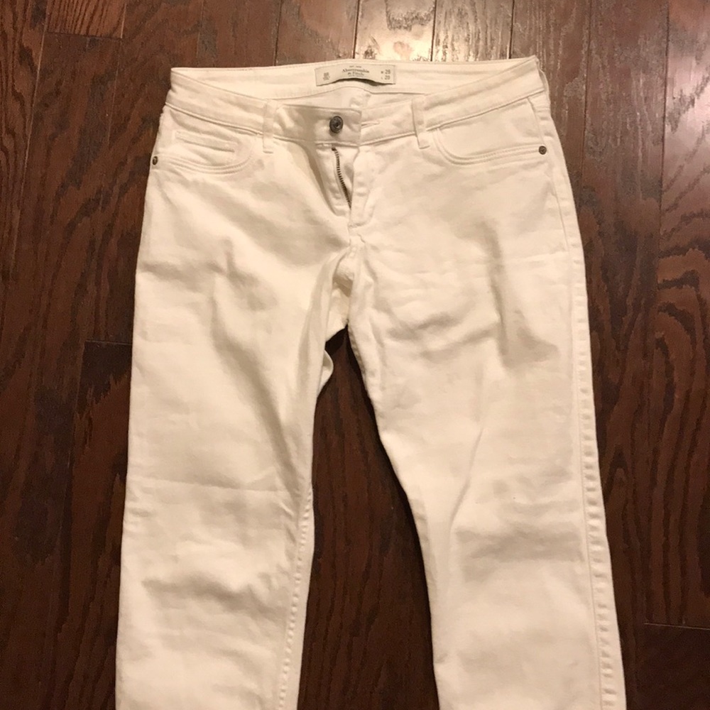 Abercrombie & Fitch skinny white jeans size 8R